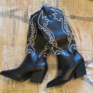 Amazon Black and White Embroidered Heeled Boots